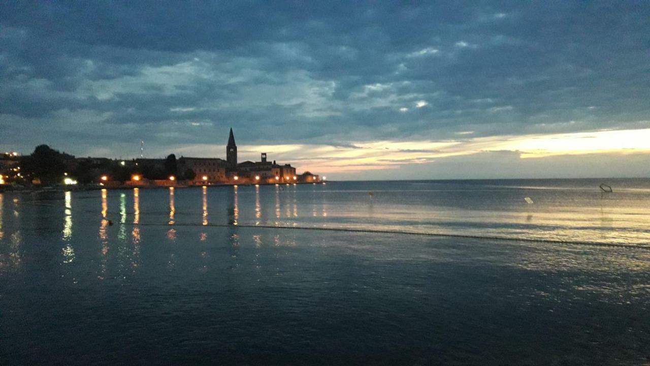 App Karmen With Free Parkig Lejlighed Poreč Eksteriør billede
